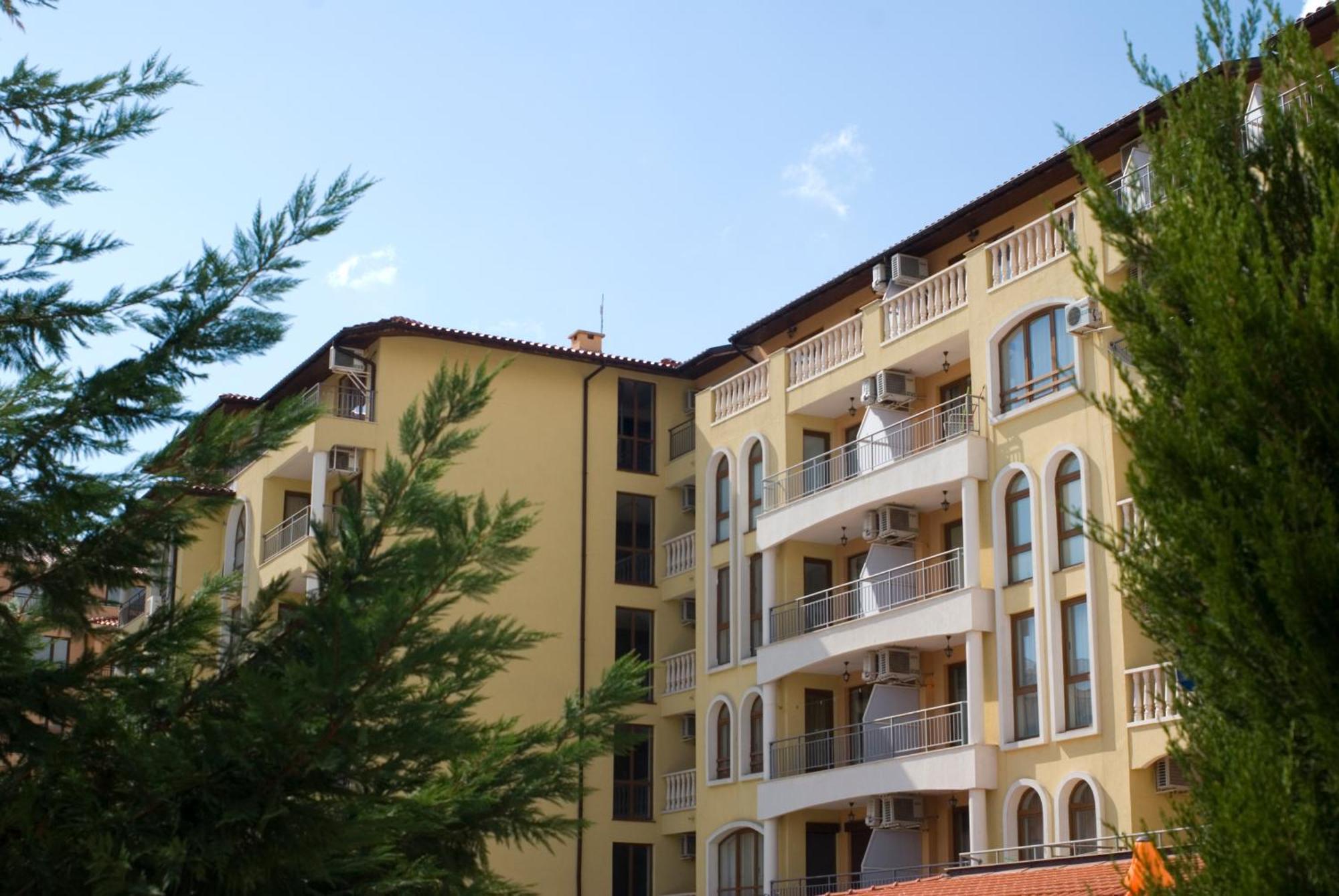 Sb Rentals Apartments In Royal Dreams Complex サニービーチ エクステリア 写真