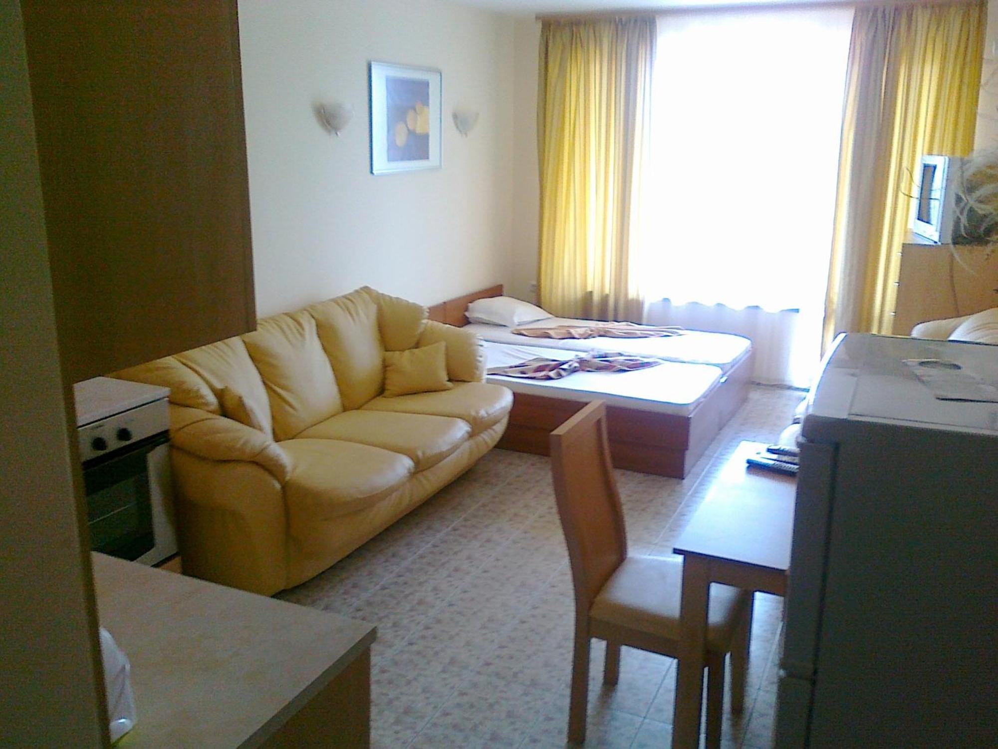 Sb Rentals Apartments In Royal Dreams Complex サニービーチ エクステリア 写真