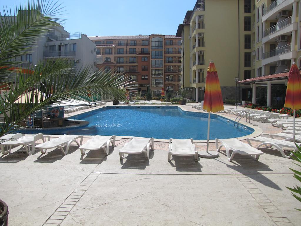 Sb Rentals Apartments In Royal Dreams Complex サニービーチ エクステリア 写真