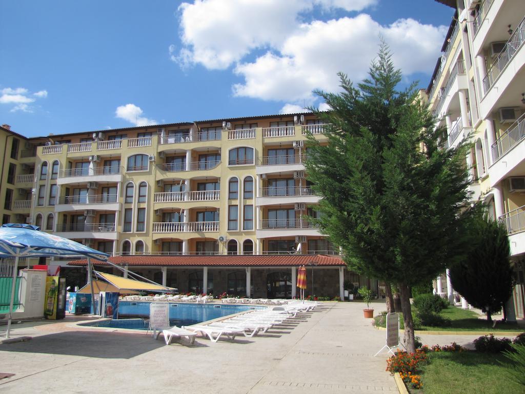 Sb Rentals Apartments In Royal Dreams Complex サニービーチ エクステリア 写真