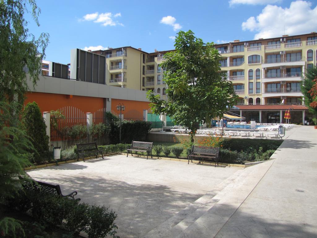 Sb Rentals Apartments In Royal Dreams Complex サニービーチ エクステリア 写真