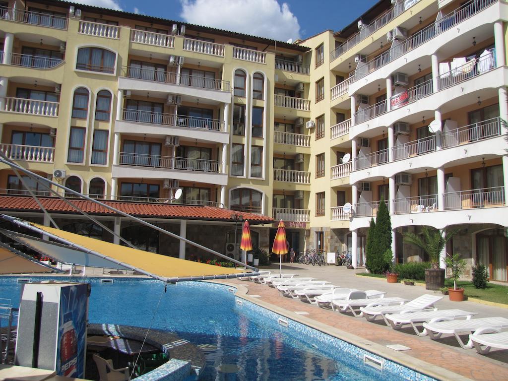 Sb Rentals Apartments In Royal Dreams Complex サニービーチ エクステリア 写真